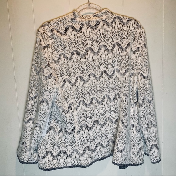 Chicos woman’s Size 3 Vintage Rare Cream Crochet Blazer light weight Jacket - Picture 2 of 11